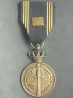 Médaille prisonnier de guerre 1940-1945 variante surcharge, Armée de terre, Envoi, Ruban, Médaille ou Ailes