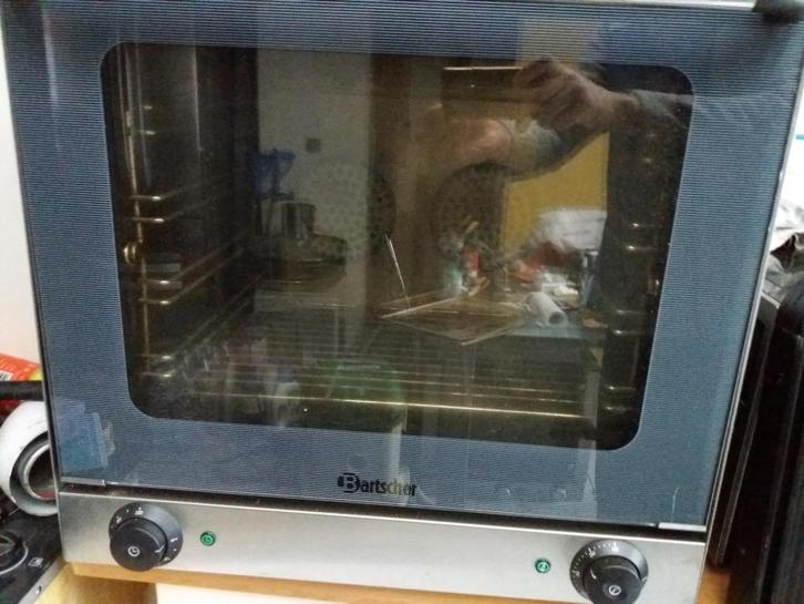 BARTSCHER OVEN MET DUBBELE VENTILATOR, Tuin en Terras, Pizzaovens, Gebruikt, Ophalen