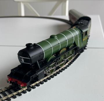 Hornby miniatuur treinstel met uibreidingen beschikbaar voor biedingen
