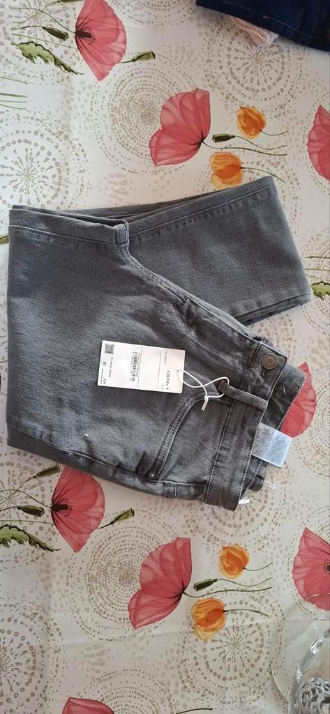 Jongensbroeken 14 jaar €15/stuk, Enfants & Bébés, Vêtements enfant | Taille 170, Neuf, Garçon, Pantalon, Enlèvement