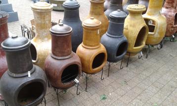 Mexicaanse houtgestookte vuurpot, terrashaarden beschikbaar voor biedingen