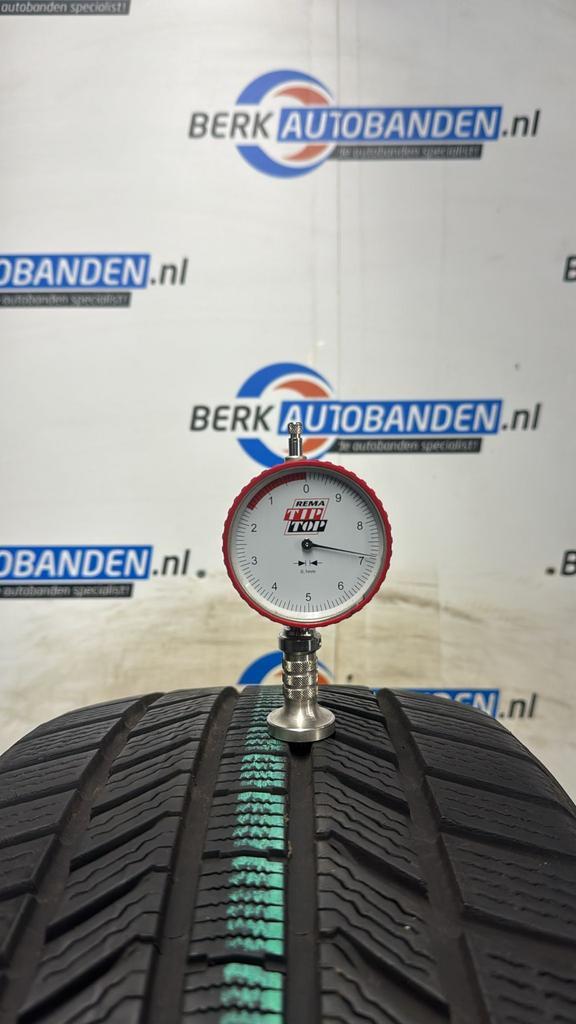 4x Continental WinterContact TS870P 235/45 R18 94V 235/45/18, Auto-onderdelen, Banden en Velgen, Band(en), Winterbanden, 18 inch