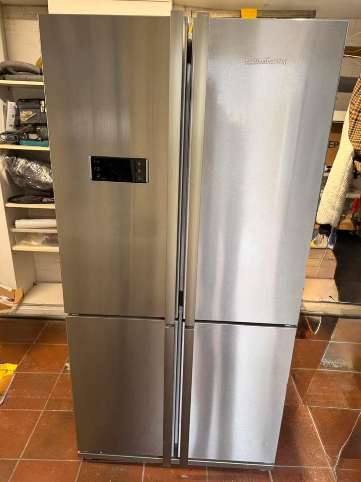 Blomberg koel-vriescombinatie, koelkast en diepvries, Elektronische apparatuur, Koelkasten en IJskasten, Gebruikt, Met aparte vriezer