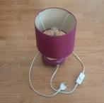 Lampe de chevet couleur fuschia neuve jamais utilisée, Maison & Meubles, Enlèvement, Comme neuf