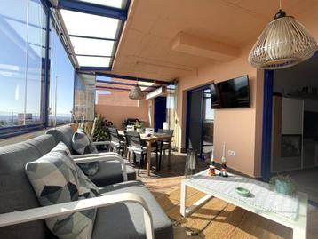 Luxe gelijkvloers appartement met zeezicht beschikbaar voor biedingen
