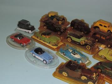 Solido 16 stuks diverse modelauto's, schaal 1:43. NRFB beschikbaar voor biedingen