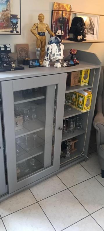 Vitrine HAUGA - Ikea beschikbaar voor biedingen