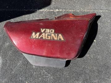 Gebruikt Zijkapje - Honda Magna VF 500 (Rechterzijde) beschikbaar voor biedingen