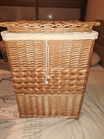 Rieten wasmand, Enlèvement, Comme neuf