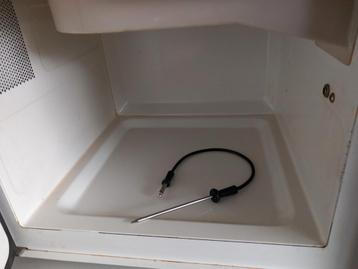 Microgolfoven beschikbaar voor biedingen