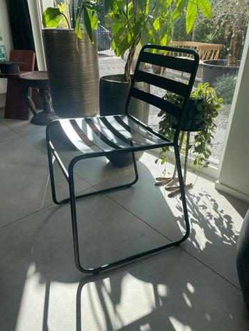 Chaises de salle à manger extérieur  interieur métal noir beschikbaar voor biedingen