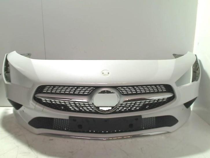 BUMPER VOOR Mercedes-Benz CLA (118.3) (A1188800400), Auto-onderdelen, Carrosserie, Bumper, Mercedes-Benz, Voor, Gebruikt