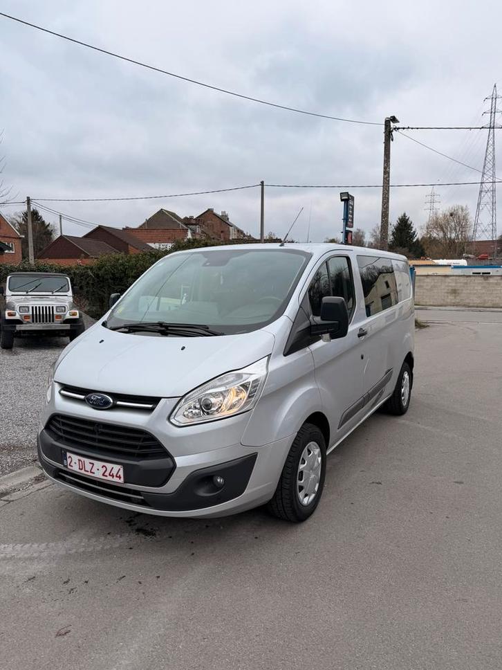 Ford transit custom 2l 6 places, Autos, Ford, Particulier, Transit, Diesel, Euro 6, 5 portes, Boîte manuelle, Argent ou Gris, Noir