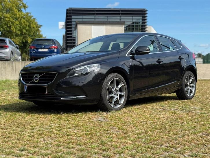 Volvo V40 T3 OCEAN RACE, Auto's, Volvo, Particulier, V40, ABS, Achteruitrijcamera, Airbags, Airconditioning, Alarm, Bluetooth