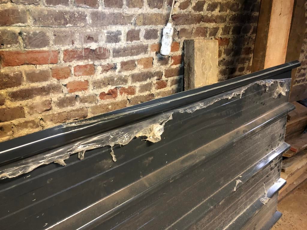 1 metalen dakpaneel, Doe-het-zelf en Bouw, Dakpannen en Dakbedekking, Ophalen, Zo goed als nieuw