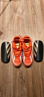 Voetbalschoenen kids adidas maat 34, Sport en Fitness, Voetbal, Ophalen, Zo goed als nieuw