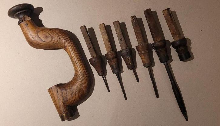 Kuikenboor incl 6 kuikens, Antiquités & Art, Antiquités | Outils & Instruments, Enlèvement ou Envoi