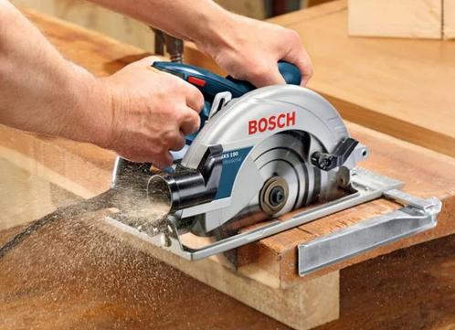 Location : Scie circulaire Bosch, Doe-het-zelf en Bouw, Gereedschap | Handgereedschap, Zo goed als nieuw, Ophalen