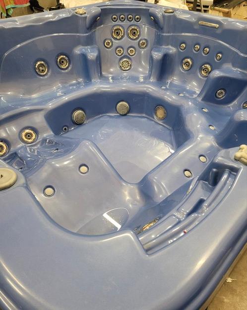 Ruime amerikaanse jacuzzi, Tuin en Terras, Bubbelbaden en Hottubs, Gebruikt, Ophalen of Verzenden