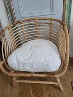 Rieten stoel met wit kussen IKEA, Huis en Inrichting, Stoelen, Ophalen, Gebruikt, Wit, Eén