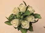 Bloementuiltje kunstbloemen wit bruidsmeisje boeket, Kleding | Dames, Ophalen of Verzenden, Wit