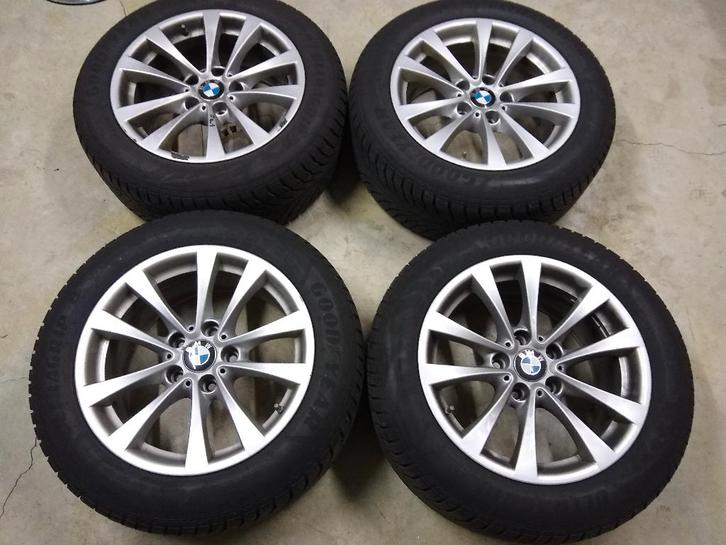 Jantes BMW avec pneus hiver, Autos : Pièces & Accessoires, Pneus & Jantes, Pneus et Jantes, Pneus hiver, 17 pouces, 225 mm, Véhicule de tourisme