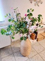 Vase en bambou tressé et décoration florale, Overige materialen, Zo goed als nieuw, Ophalen, Overige kleuren