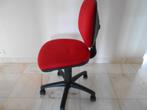Chaise de bureau confortable réglable tissu rouge- roulettes, Chaise de bureau, Enlèvement, Utilisé, Rouge