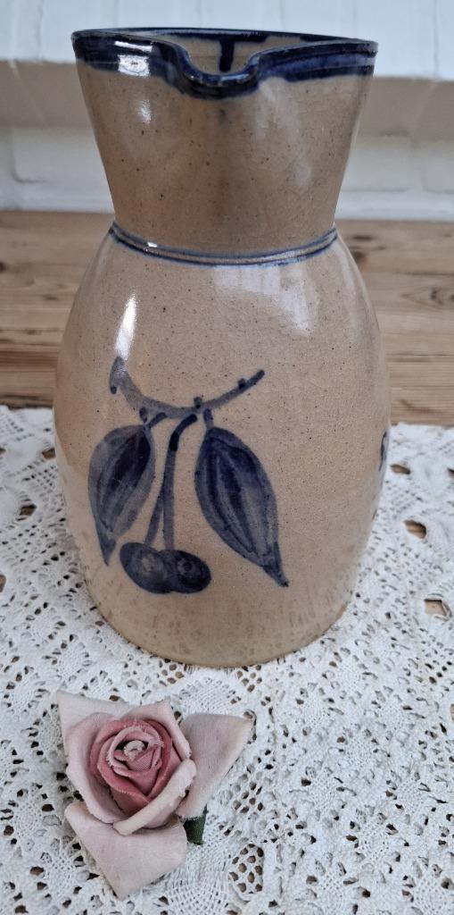 Franse brocante handgeschilderde kan BERRY met bessen, Antiek en Kunst, Curiosa en Brocante, Ophalen of Verzenden