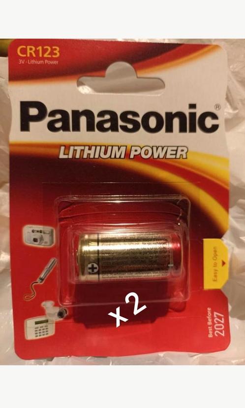 ② Panasonic CR123A Pile au lithium 3 V, 2 paquet — Photo
