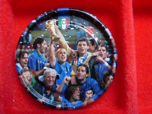 2 Capsules - Italie championne du monde 2006, Collections, Articles de Sport & Football, Utilisé, Autres types, Enlèvement ou Envoi