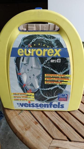 Nieuwe sneeuwautoketting beschikbaar voor biedingen