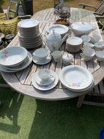 Antiek porseleinen bavaria  12 delig eet en koffieservies, Ophalen