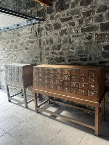 laden-systeemkasten eikenhout beschikbaar voor biedingen