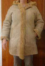 winterjas daim suède dames L met kap, Kleding | Dames, Ophalen of Verzenden, Gedragen