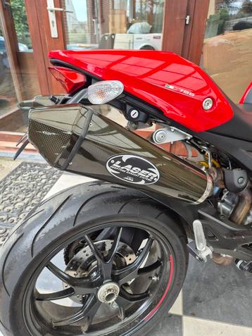 Laser uitlaatset Ducati 796 met schade beschikbaar voor biedingen