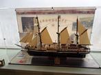 Lego 10335 Endurance + display + lifeboat 40729, Ophalen, Lego, Zo goed als nieuw, Complete set