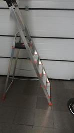 Altrex Lima huishoudtrap, Ophalen, Trap, Zo goed als nieuw, Opvouwbaar of Inschuifbaar