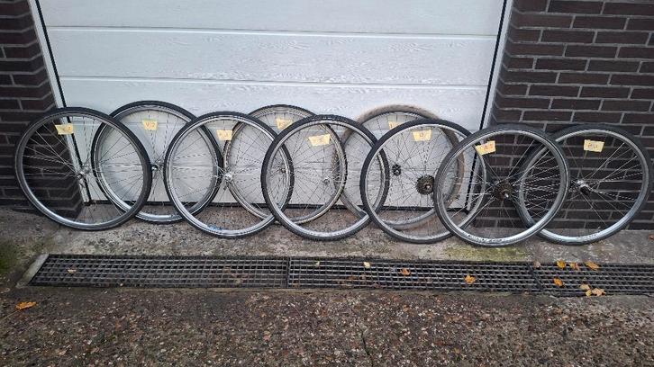 28" aparte fiets voorwiel achterwiel zijn in perfecte staat, Fietsen en Brommers, Fietsonderdelen, Gebruikt, Wiel, Ophalen