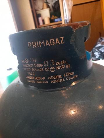Nieuwe fles propaangas 18 kg + gratis een begonnen fles beschikbaar voor biedingen