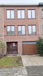 HUIS TE KOOP          2940 Stabroek-Hoevenen, Immo, Huizen en Appartementen te koop, 200 tot 500 m², 2940 Stabroek, 3 kamers, Tussenwoning