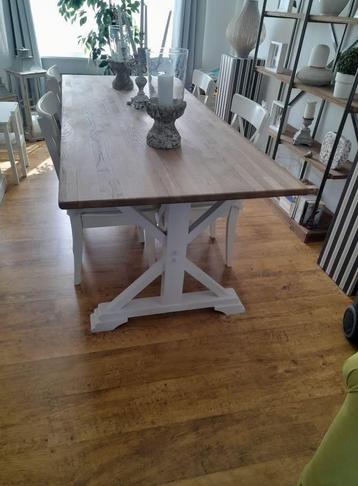 Belle table en bois De la grande marque Flamant beschikbaar voor biedingen