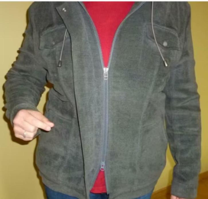 grijze winterjas dames (M/L) met kap, Kleding | Dames, Jassen | Winter, Zo goed als nieuw, Maat 38/40 (M), Ophalen of Verzenden