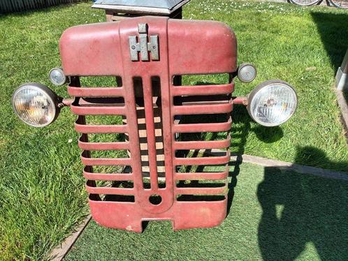 IH international calandre 1960's tractor wallhanger mancave, Verzamelen, Automerken, Motoren en Formule 1, Gebruikt, Auto's, Ophalen