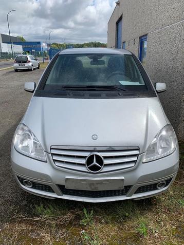 Voiture Mercedes A160 beschikbaar voor biedingen