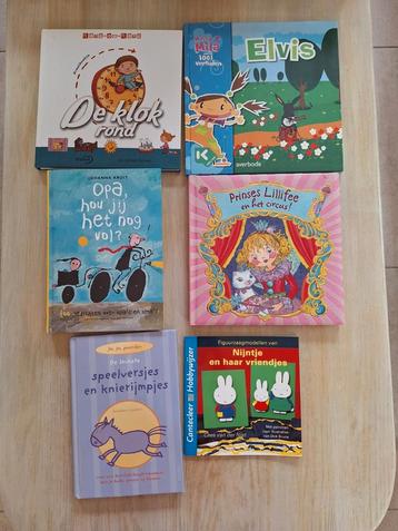 6 kinderboeken, in zeer goede staat.