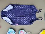 blauwe bikini, zwembroek, badpak met witte stippen, 116, Ophalen of Verzenden, Zo goed als nieuw
