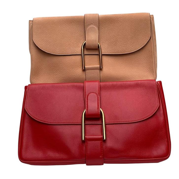 Delvaux Clutch. Nog meer Delvaux en Louis Vuitton te koop., Bijoux, Sacs & Beauté, Sacs | Sacs Femme, Rouge, Enlèvement ou Envoi