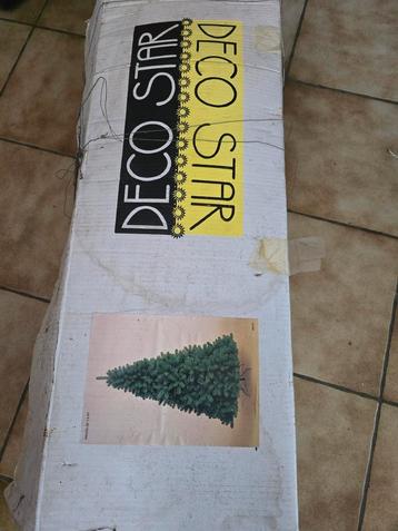 Kunstkerstboom beschikbaar voor biedingen