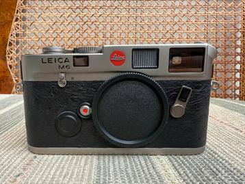 Nieuw Leica M6 Titanium 0.72 Rangefinder 35mm Film Camera beschikbaar voor biedingen
